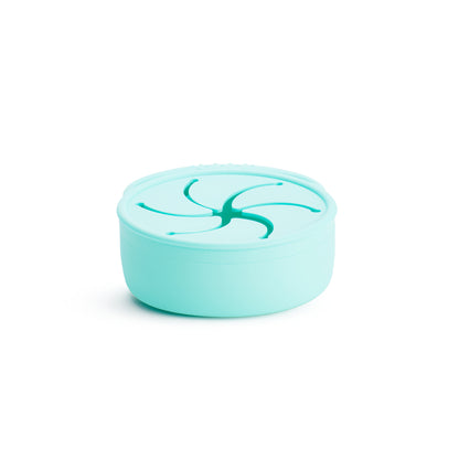 Munchkin- Munchkin-  C’Est Silicone!™ Snack Catcher With Lid  - Mint