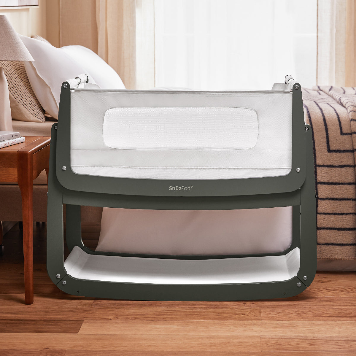 Snuz- Pod4 Bedside Crib  - Sage