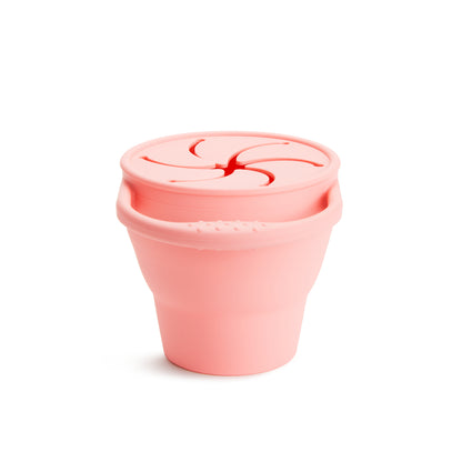 Munchkin- Munchkin-  C’Est Silicone!™ Snack Catcher With Lid  - Coral