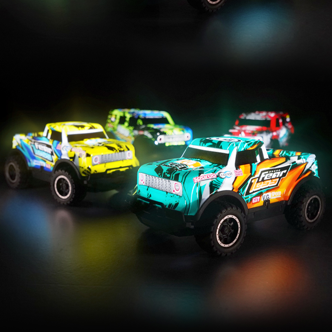 D-Power - :24 Twin R/C 27Mhz Fear Less Car Light & Usb-Multicolor