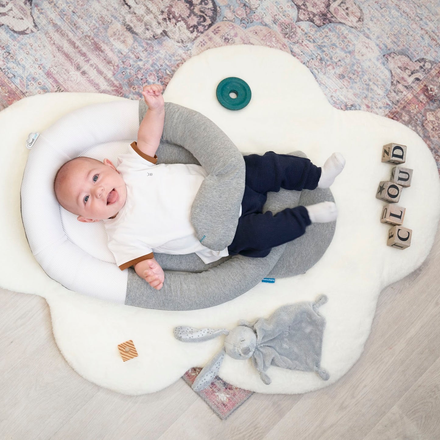 Babymoov -  Cloudnest Soothing Lounger W/ Warm Womb-Like Feel - Multicolour