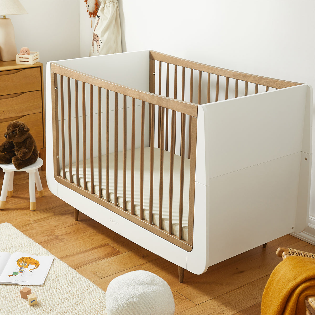 Snuz- Kot Skandi Cot Bed  - Walnut