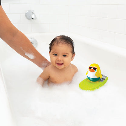 Infantino- Surfing & Squirting Bath Pal-Multicolor