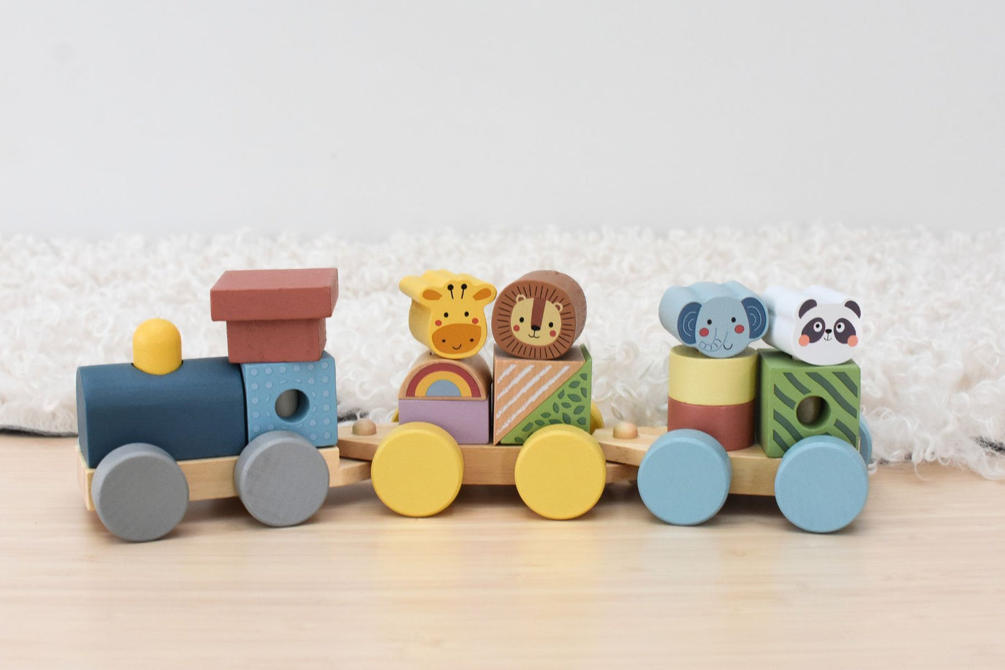 TOOKY TOYS-Stacking Train - Animals